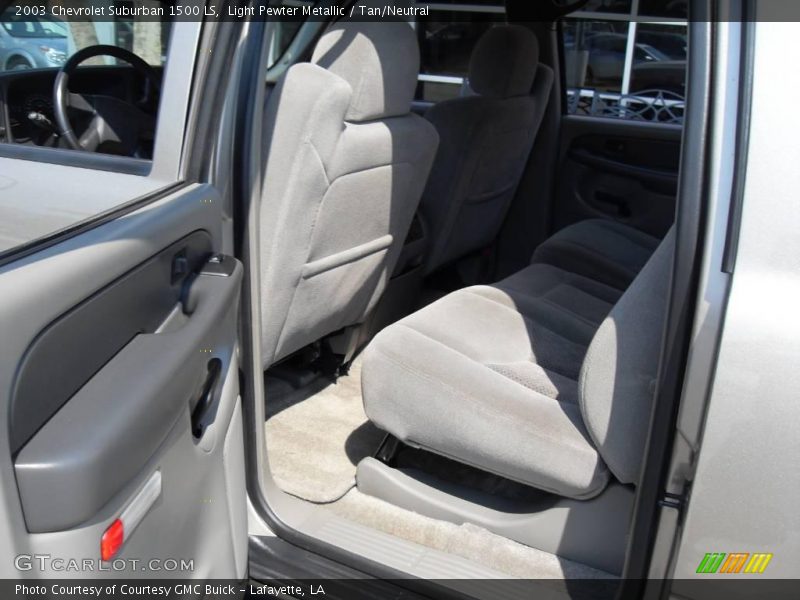 Light Pewter Metallic / Tan/Neutral 2003 Chevrolet Suburban 1500 LS