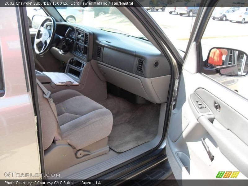 Light Pewter Metallic / Tan/Neutral 2003 Chevrolet Suburban 1500 LS