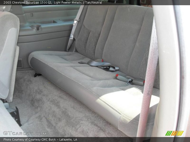 Light Pewter Metallic / Tan/Neutral 2003 Chevrolet Suburban 1500 LS