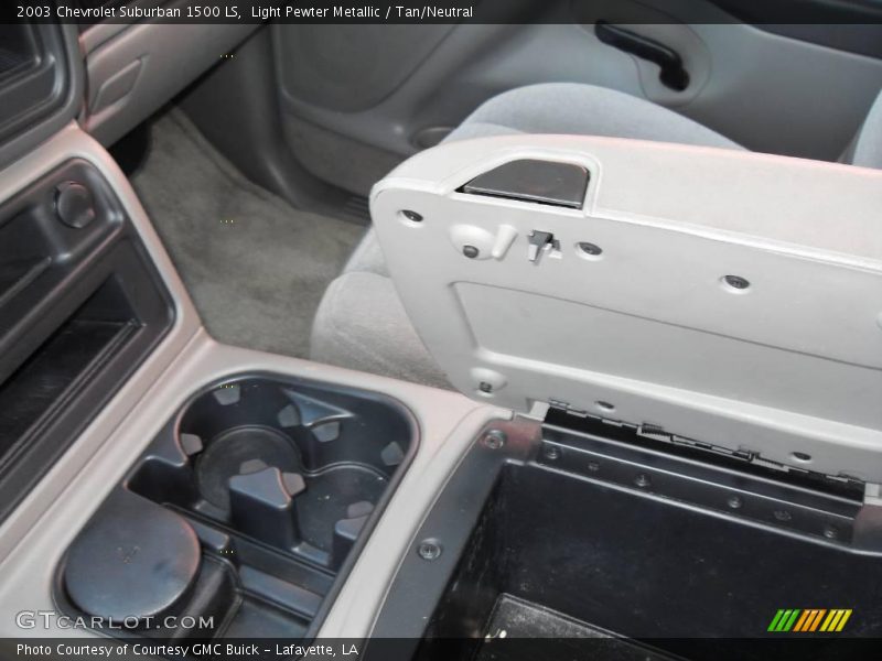 Light Pewter Metallic / Tan/Neutral 2003 Chevrolet Suburban 1500 LS