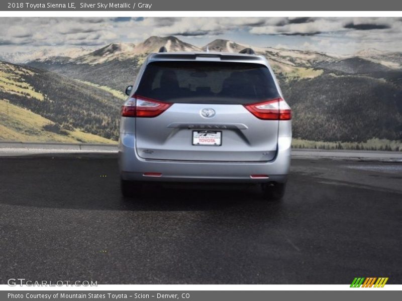 Silver Sky Metallic / Gray 2018 Toyota Sienna LE