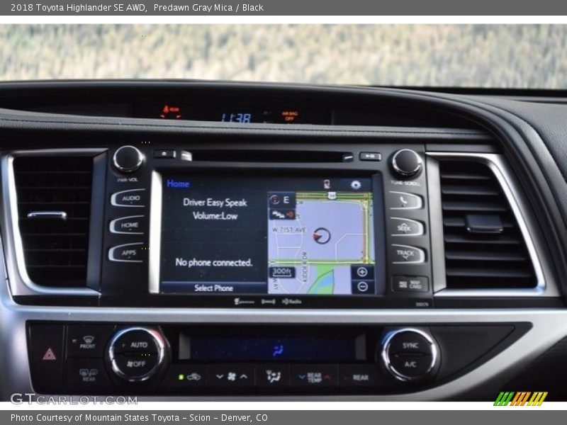 Predawn Gray Mica / Black 2018 Toyota Highlander SE AWD