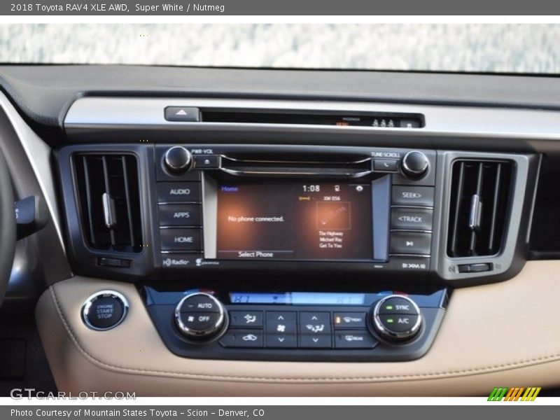 Super White / Nutmeg 2018 Toyota RAV4 XLE AWD