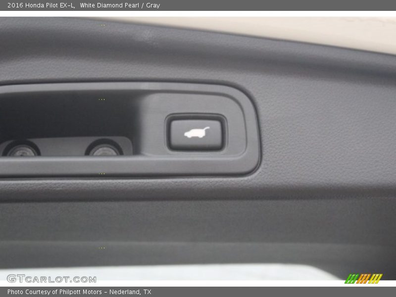 White Diamond Pearl / Gray 2016 Honda Pilot EX-L
