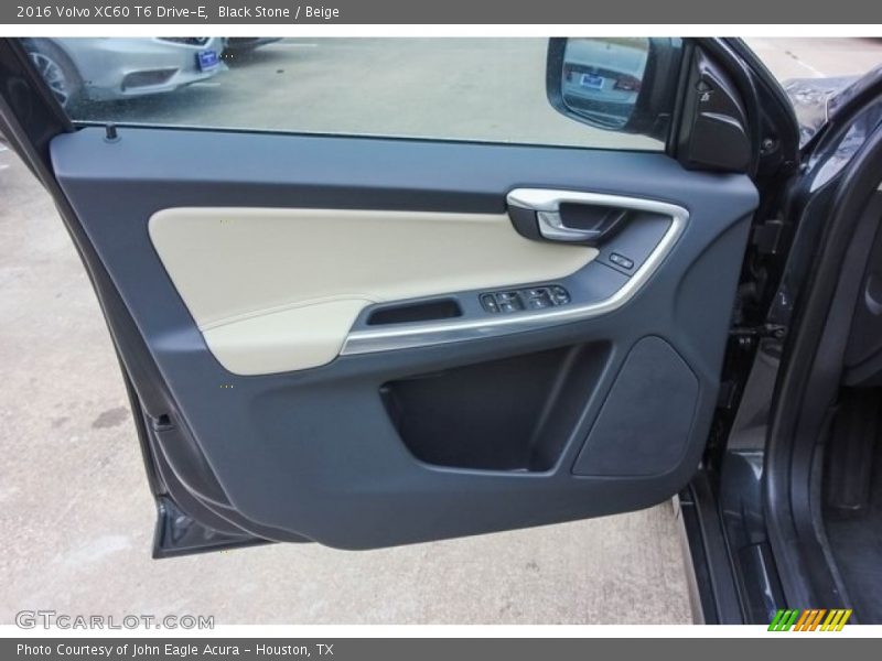 Black Stone / Beige 2016 Volvo XC60 T6 Drive-E