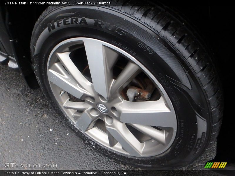 Super Black / Charcoal 2014 Nissan Pathfinder Platinum AWD