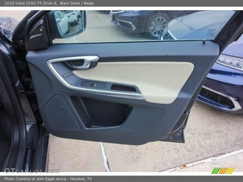 Black Stone / Beige 2016 Volvo XC60 T6 Drive-E