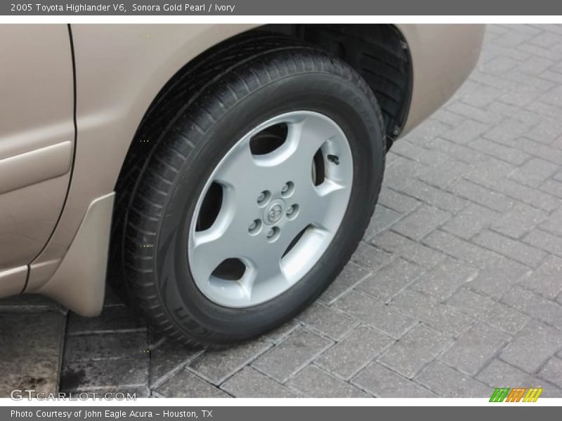 Sonora Gold Pearl / Ivory 2005 Toyota Highlander V6