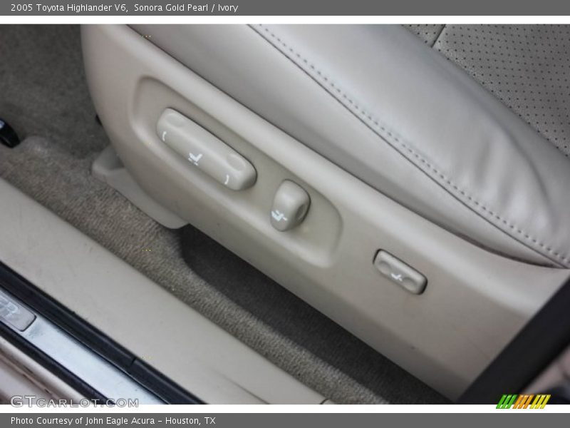 Sonora Gold Pearl / Ivory 2005 Toyota Highlander V6