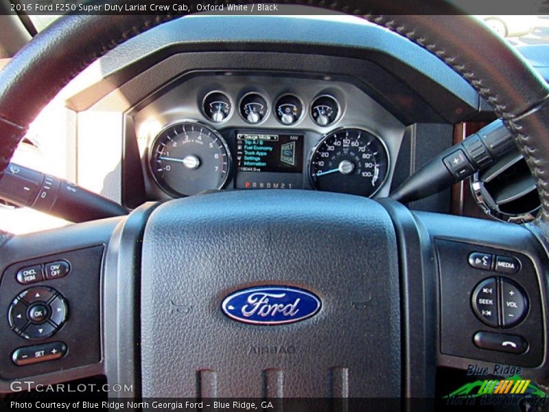 Oxford White / Black 2016 Ford F250 Super Duty Lariat Crew Cab