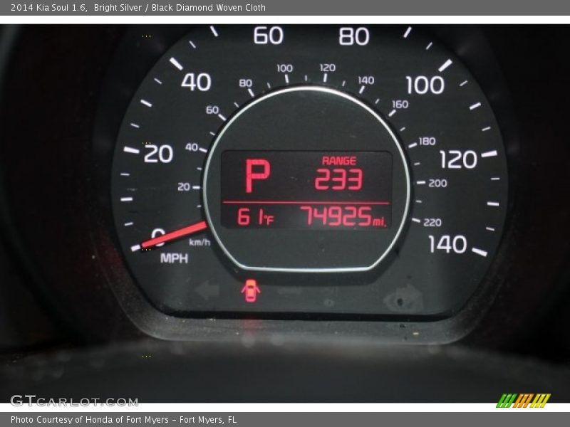 Bright Silver / Black Diamond Woven Cloth 2014 Kia Soul 1.6