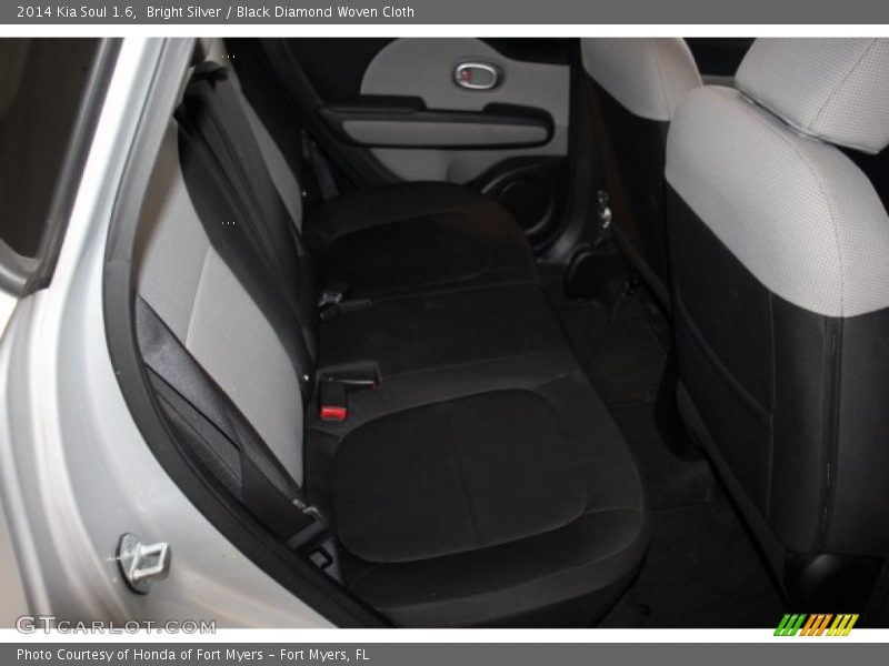Bright Silver / Black Diamond Woven Cloth 2014 Kia Soul 1.6