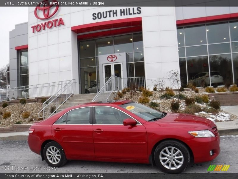 Barcelona Red Metallic / Bisque 2011 Toyota Camry XLE