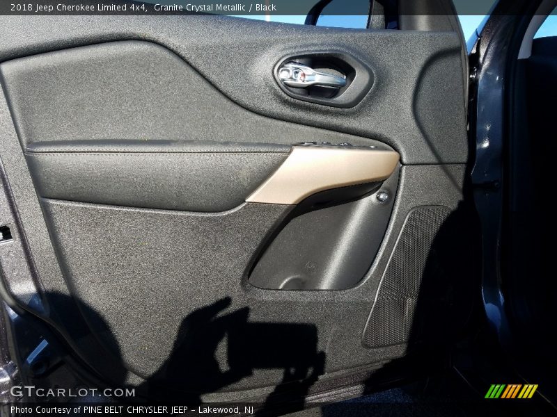 Granite Crystal Metallic / Black 2018 Jeep Cherokee Limited 4x4