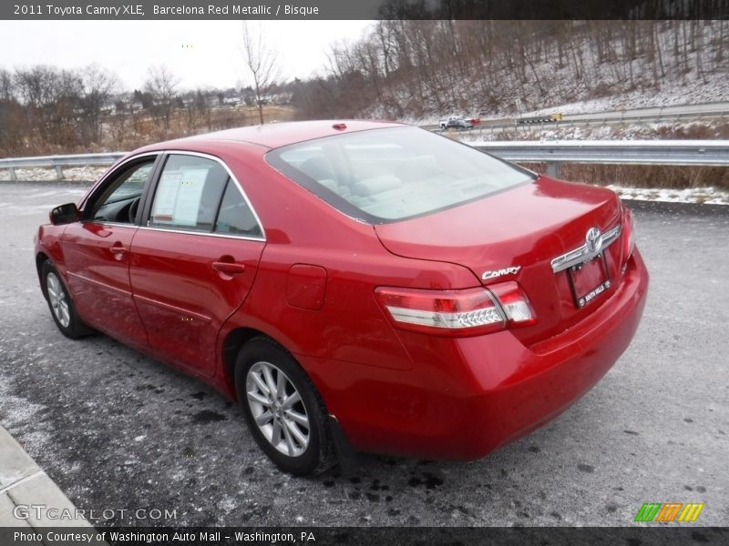 Barcelona Red Metallic / Bisque 2011 Toyota Camry XLE