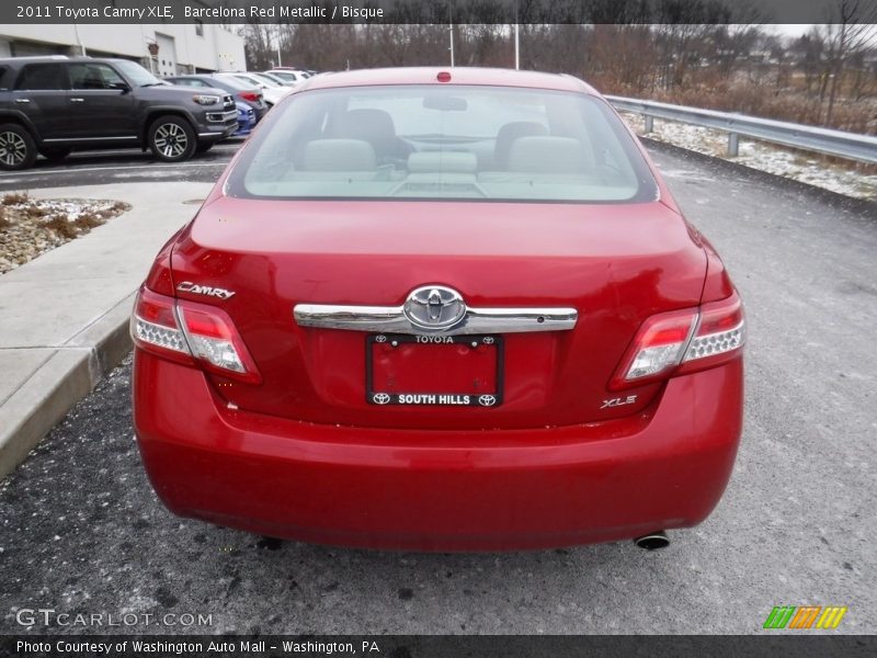 Barcelona Red Metallic / Bisque 2011 Toyota Camry XLE