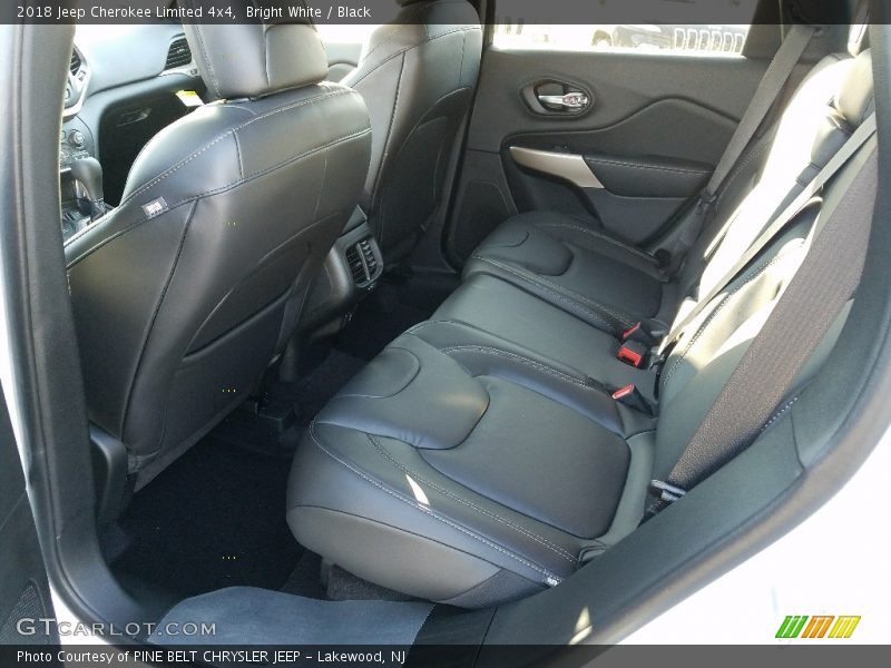 Bright White / Black 2018 Jeep Cherokee Limited 4x4