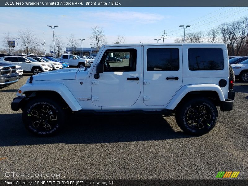 Bright White / Black 2018 Jeep Wrangler Unlimited Altitude 4x4
