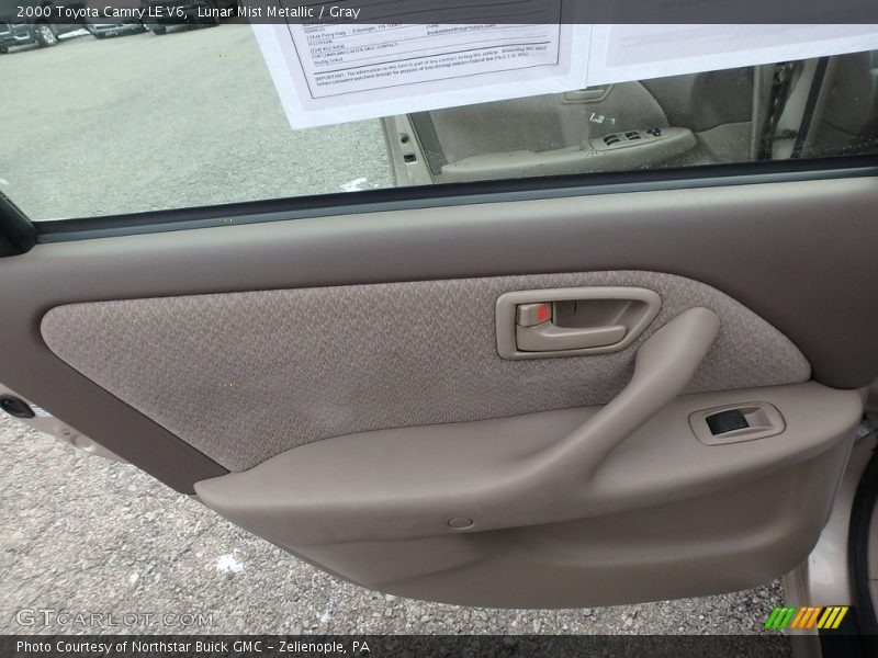 Lunar Mist Metallic / Gray 2000 Toyota Camry LE V6