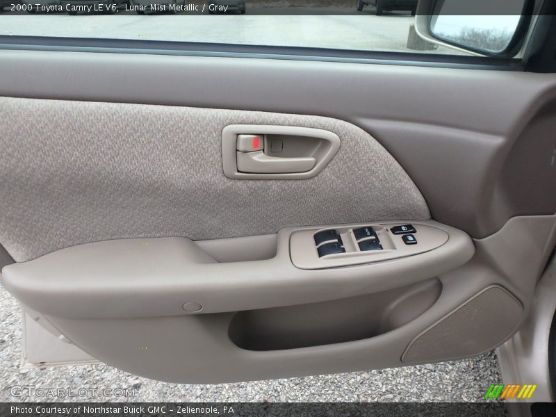 Lunar Mist Metallic / Gray 2000 Toyota Camry LE V6