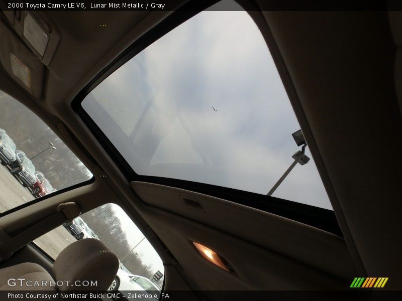 Lunar Mist Metallic / Gray 2000 Toyota Camry LE V6