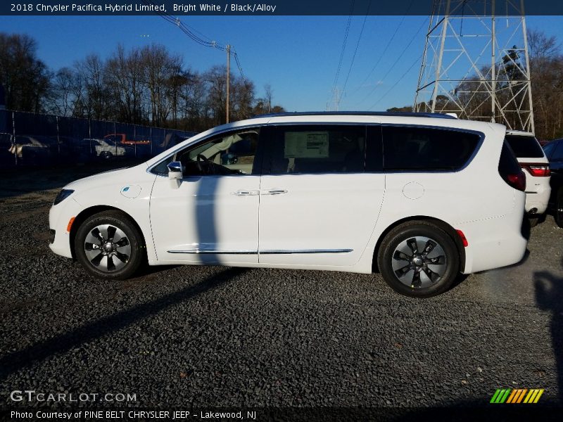 Bright White / Black/Alloy 2018 Chrysler Pacifica Hybrid Limited