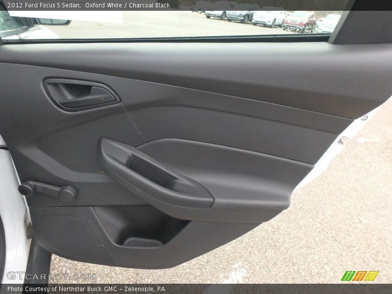 Oxford White / Charcoal Black 2012 Ford Focus S Sedan
