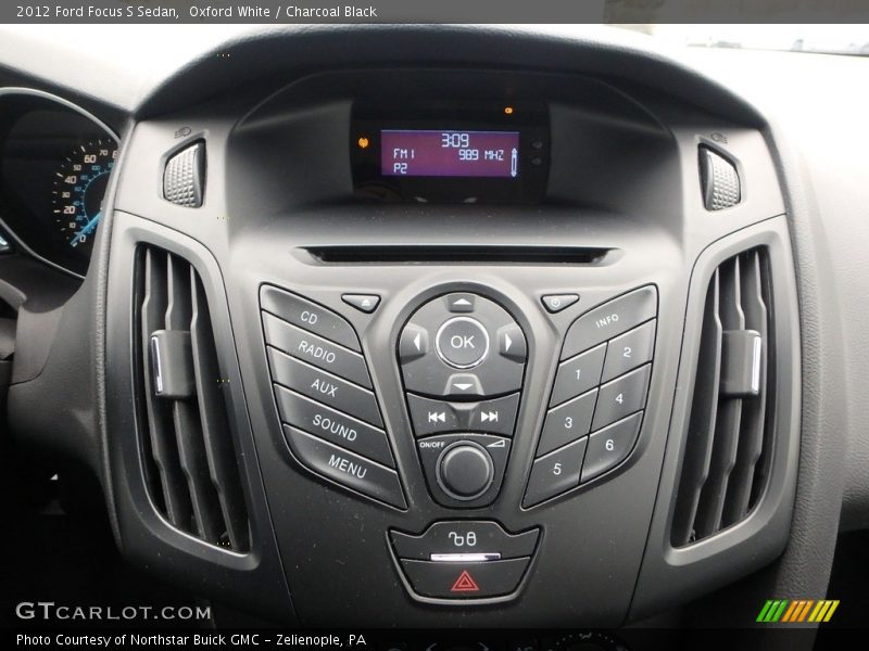 Oxford White / Charcoal Black 2012 Ford Focus S Sedan