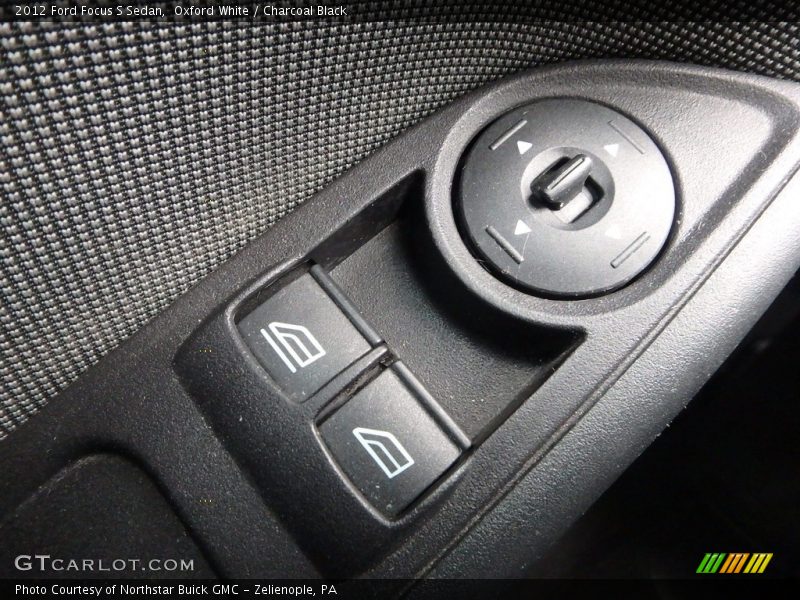 Oxford White / Charcoal Black 2012 Ford Focus S Sedan