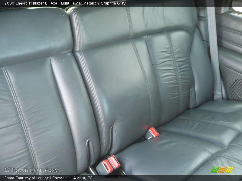 Light Pewter Metallic / Graphite Gray 2000 Chevrolet Blazer LT 4x4