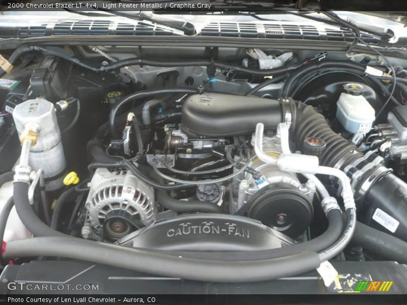 Light Pewter Metallic / Graphite Gray 2000 Chevrolet Blazer LT 4x4