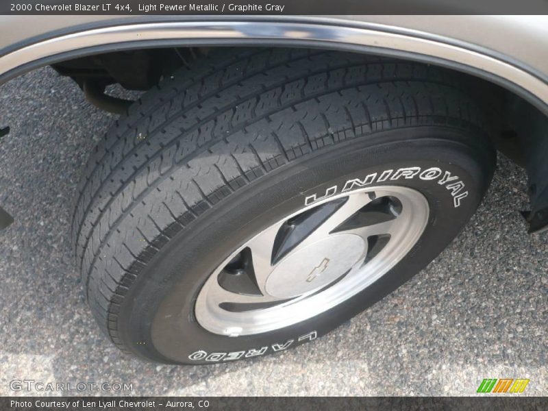 Light Pewter Metallic / Graphite Gray 2000 Chevrolet Blazer LT 4x4