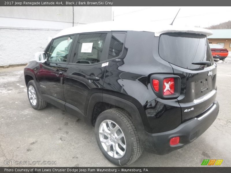 Black / Bark Brown/Ski Grey 2017 Jeep Renegade Latitude 4x4