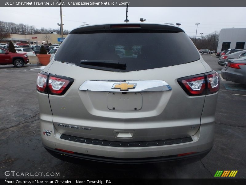 Champagne Silver Metallic / Ebony 2017 Chevrolet Traverse LT AWD