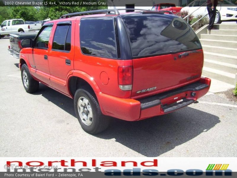 Victory Red / Medium Gray 2002 Chevrolet Blazer LS 4x4