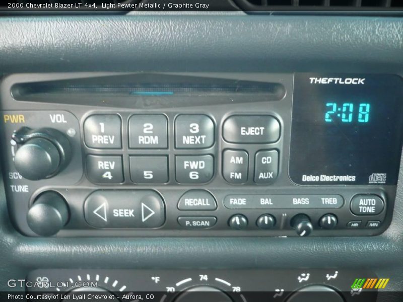 Light Pewter Metallic / Graphite Gray 2000 Chevrolet Blazer LT 4x4