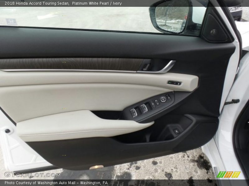 Platinum White Pearl / Ivory 2018 Honda Accord Touring Sedan