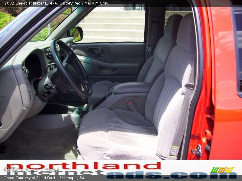 Victory Red / Medium Gray 2002 Chevrolet Blazer LS 4x4