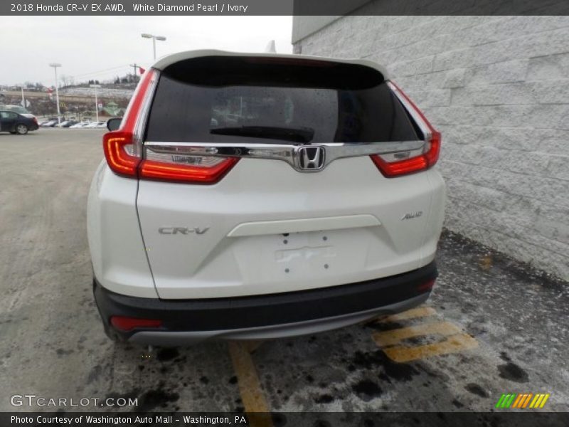White Diamond Pearl / Ivory 2018 Honda CR-V EX AWD