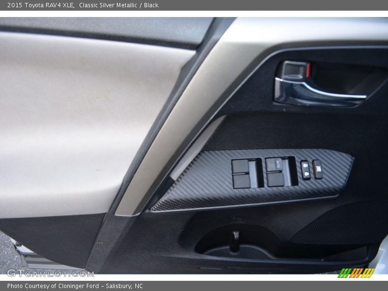 Classic Silver Metallic / Black 2015 Toyota RAV4 XLE