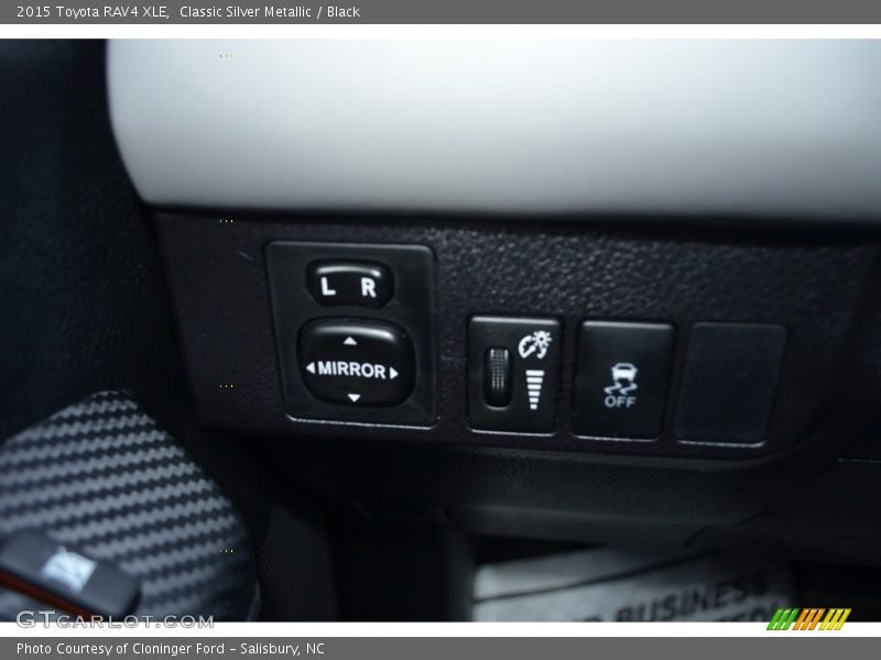 Classic Silver Metallic / Black 2015 Toyota RAV4 XLE