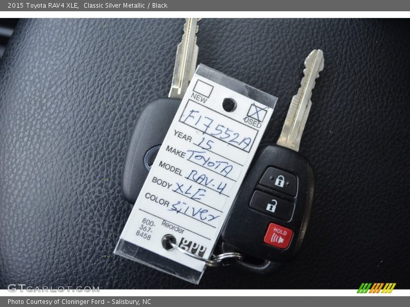 Classic Silver Metallic / Black 2015 Toyota RAV4 XLE