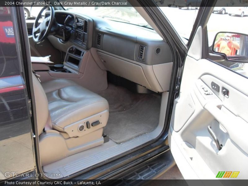 Dark Gray Metallic / Gray/Dark Charcoal 2004 Chevrolet Tahoe LT