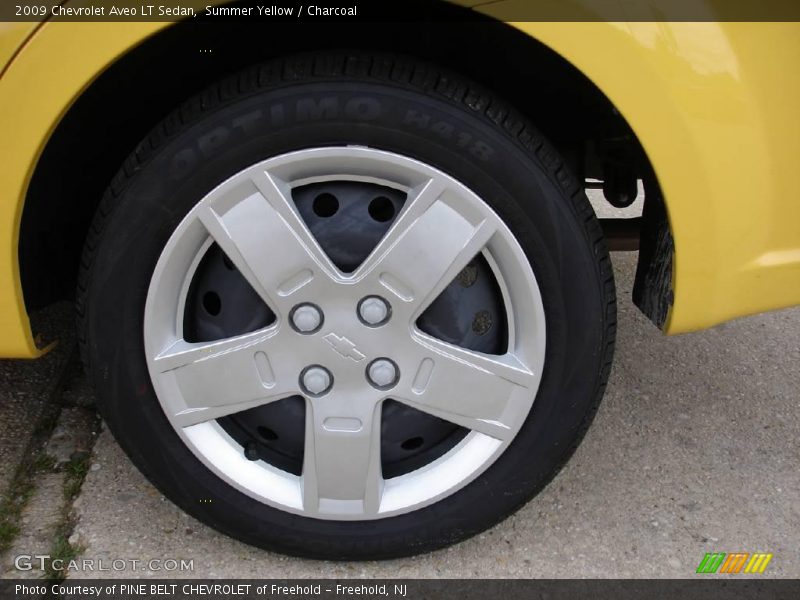 Summer Yellow / Charcoal 2009 Chevrolet Aveo LT Sedan