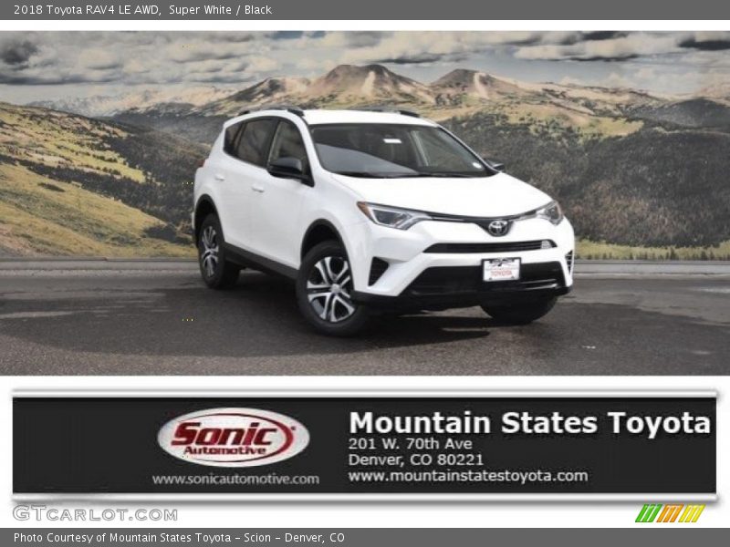 Super White / Black 2018 Toyota RAV4 LE AWD