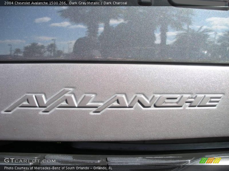 Dark Gray Metallic / Dark Charcoal 2004 Chevrolet Avalanche 1500 Z66
