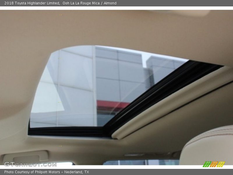 Ooh La La Rouge Mica / Almond 2018 Toyota Highlander Limited