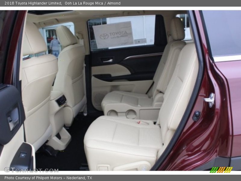 Ooh La La Rouge Mica / Almond 2018 Toyota Highlander Limited