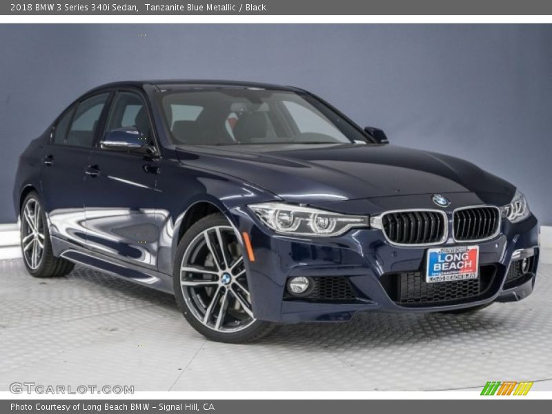 Front 3/4 View of 2018 3 Series 340i Sedan