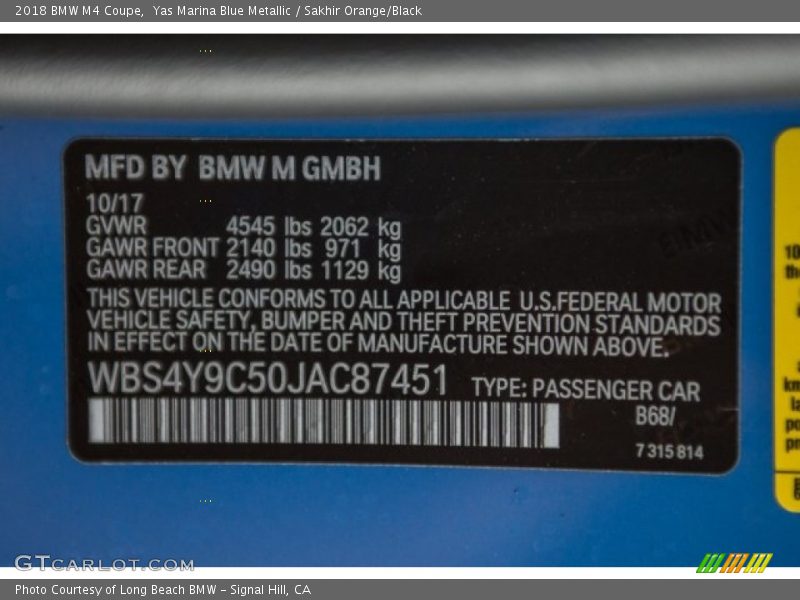 Yas Marina Blue Metallic / Sakhir Orange/Black 2018 BMW M4 Coupe